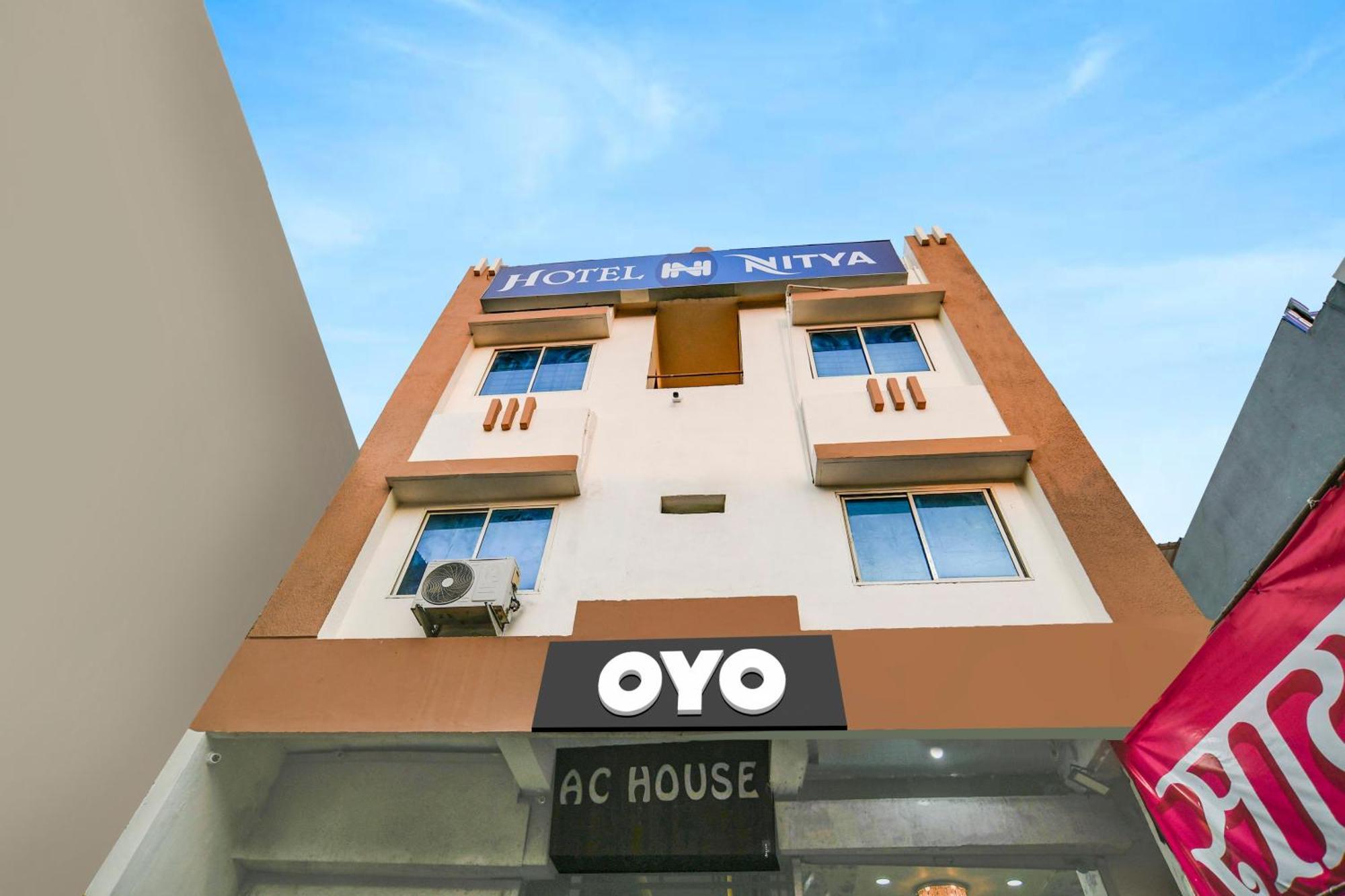 Hotel O Nitya Indore Luaran gambar