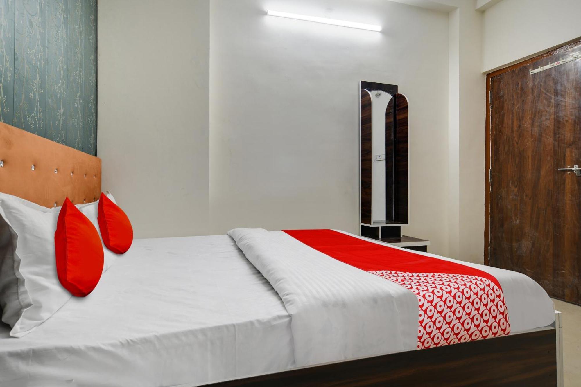 Hotel O Nitya Indore Luaran gambar